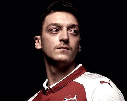 九游会-比赛局势复杂引发热议！，穆雷在阿森纳比赛中出色发挥引发球迷热议的简单介绍