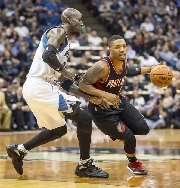 九游- NBA防守一阵 