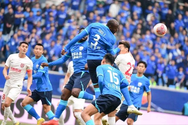 九游会-摩托车赛联赛焦点战：塞外雄狮队翻盘岭南雷豹队，外线火力全开。韧性与执行并存的简单介绍