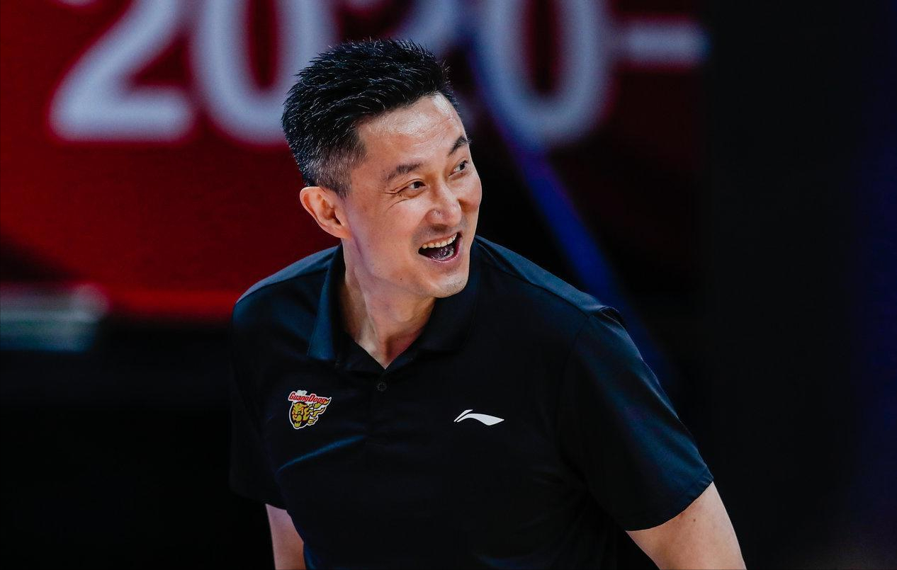 九游会-包含网球邀请赛上演强强对话，东城貔貅队强势横扫塞外灰熊队，多点开花奏效；豪门底蕴再次显现的词条