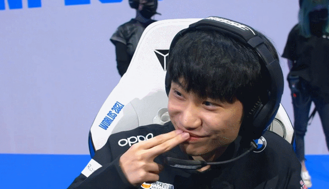 J9-Doinb连续十场比赛得分超过绝杀，C9挑战极限！的简单介绍