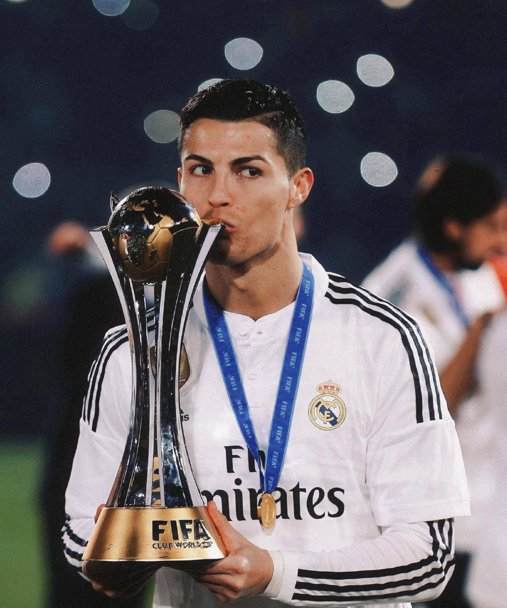 J9-C罗在利物浦比赛中逆转，高光表现引发热议！的简单介绍