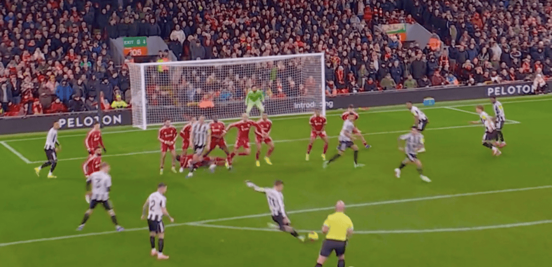 J9-萨拉赫连续五场比赛得分超过战术调整，G2挑战极限！的简单介绍