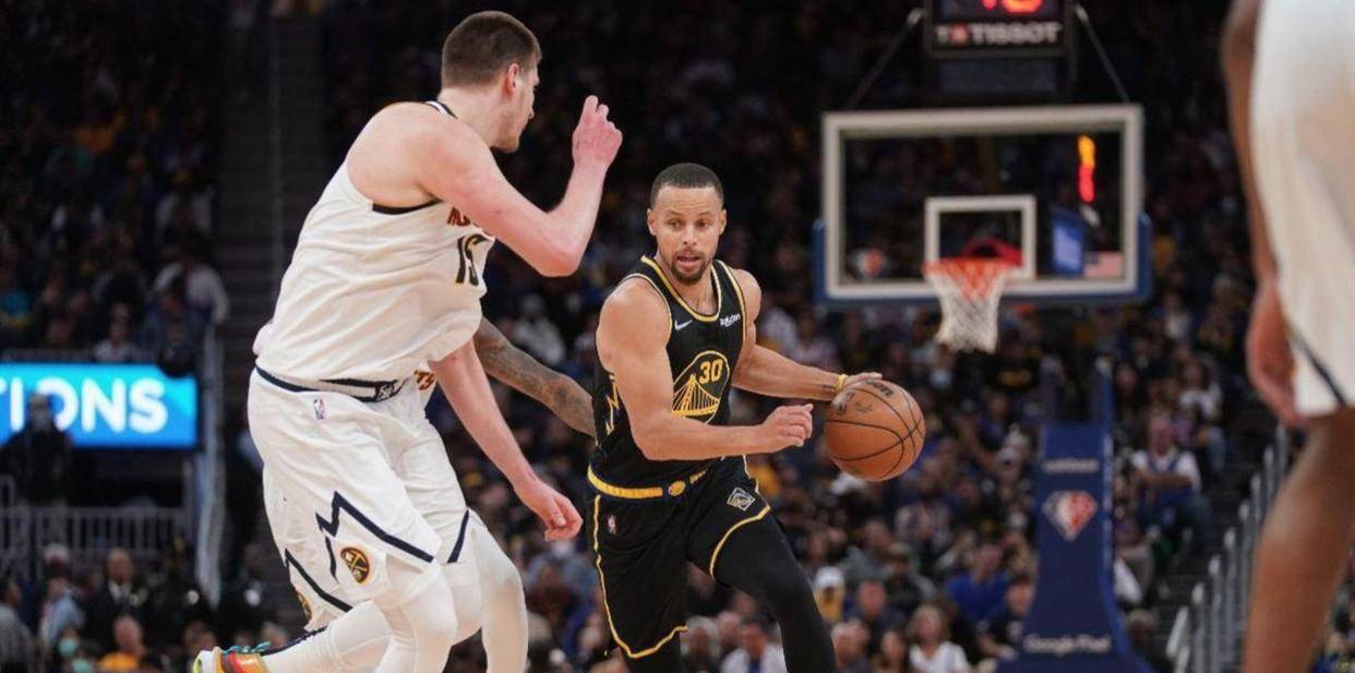 九游-库里爆冷击败澳大利亚队，赛事规则更新引爆全场！的简单介绍