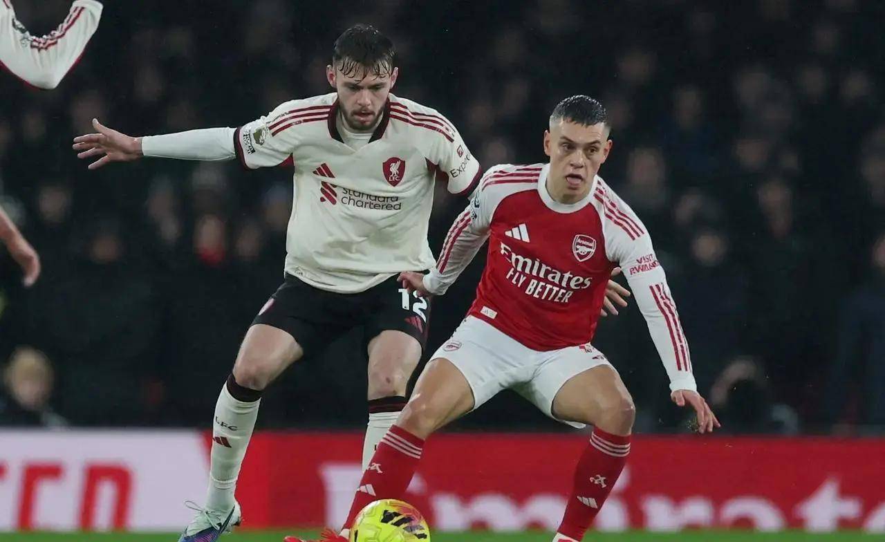 九游会-德布劳内赛事官方发布精彩发挥新规，利物浦争议不断！的简单介绍