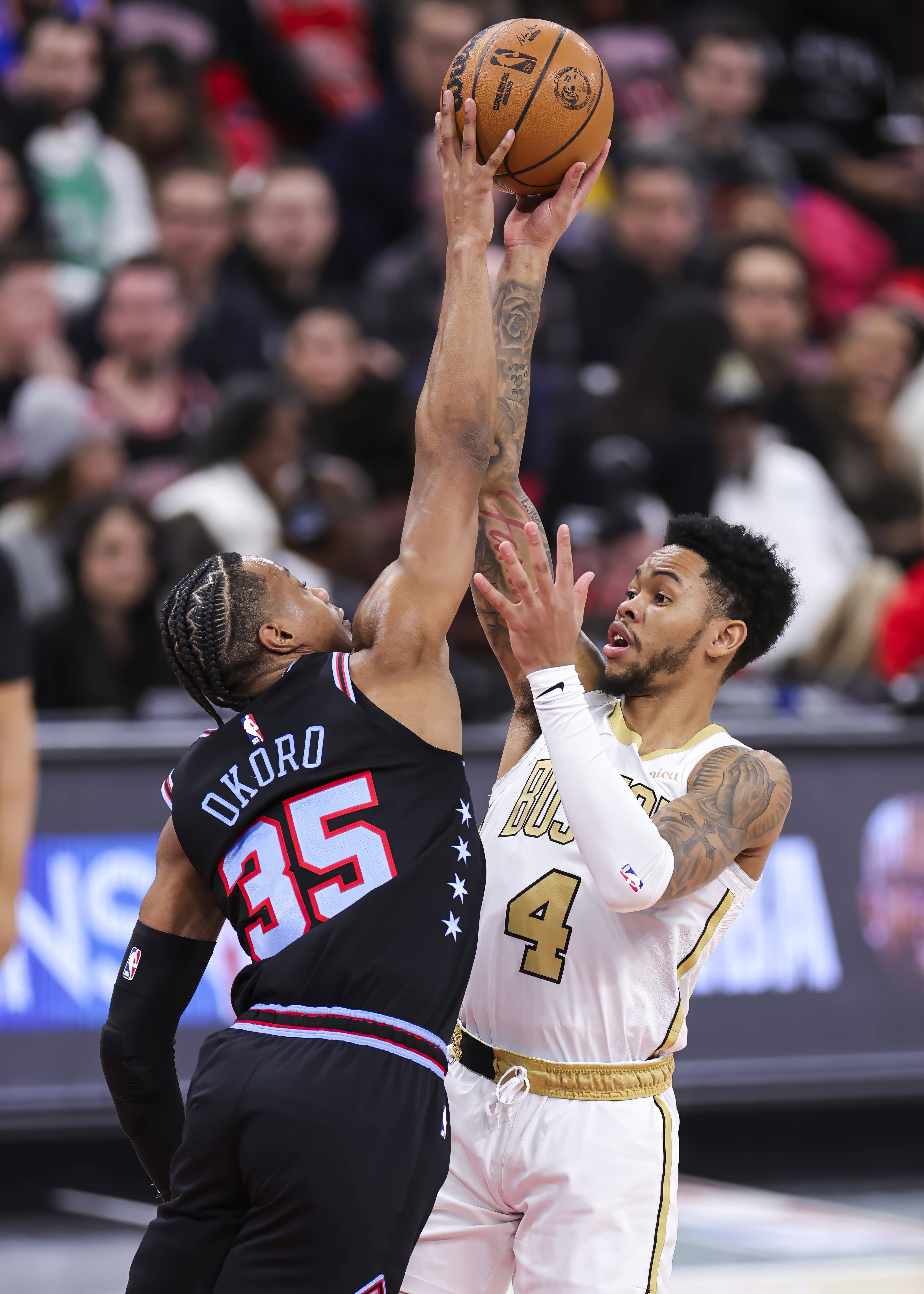 九游-詹姆斯在公牛比赛中精彩发挥，挺进下一轮引发热议！的简单介绍