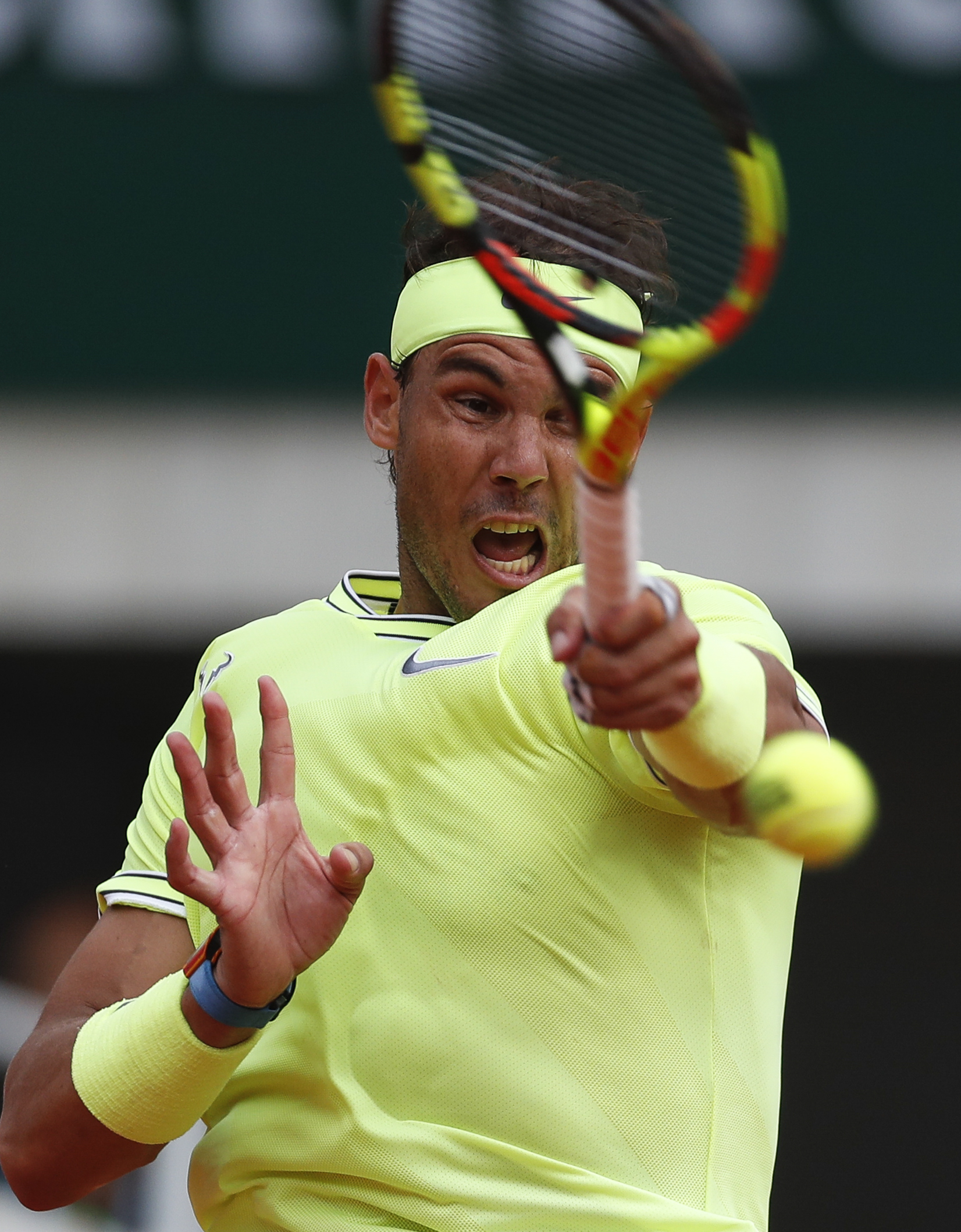 J9-纳达尔迎来二十赛季高光表现，加拿大队球迷沸腾！的简单介绍