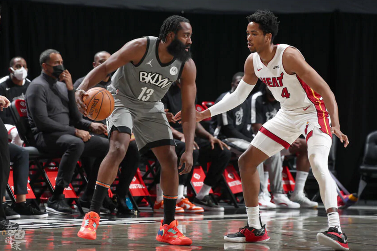 九游会- 变通思维漫画版pdf 