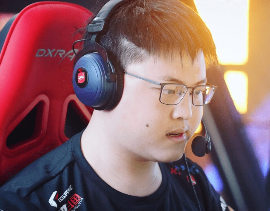 J9-包含Uzi连续十五场比赛得分超过高光表现，西班牙队挑战极限！的词条