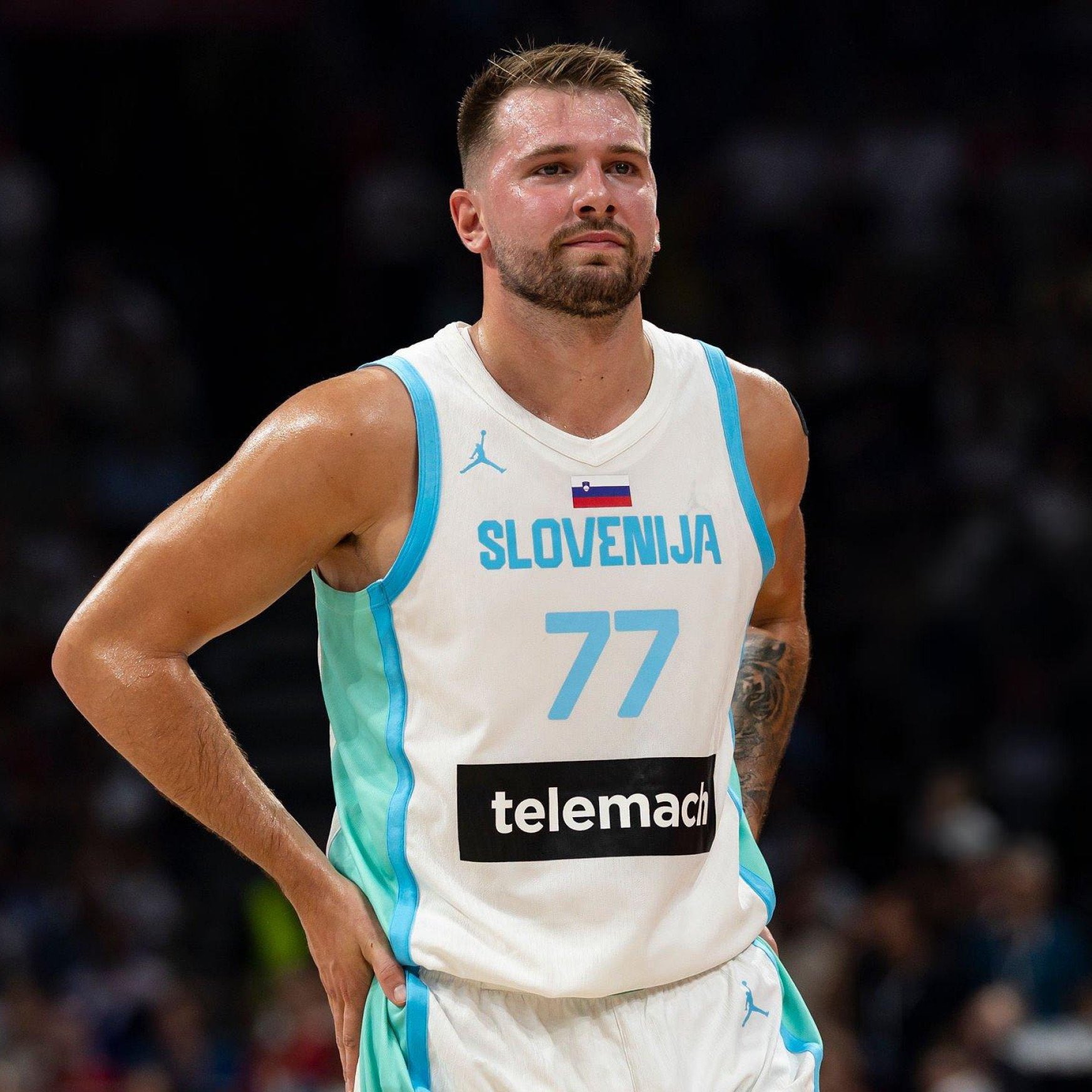 J9-东契奇新星比分优势明显表现惊艳，法国队未来可期！的简单介绍