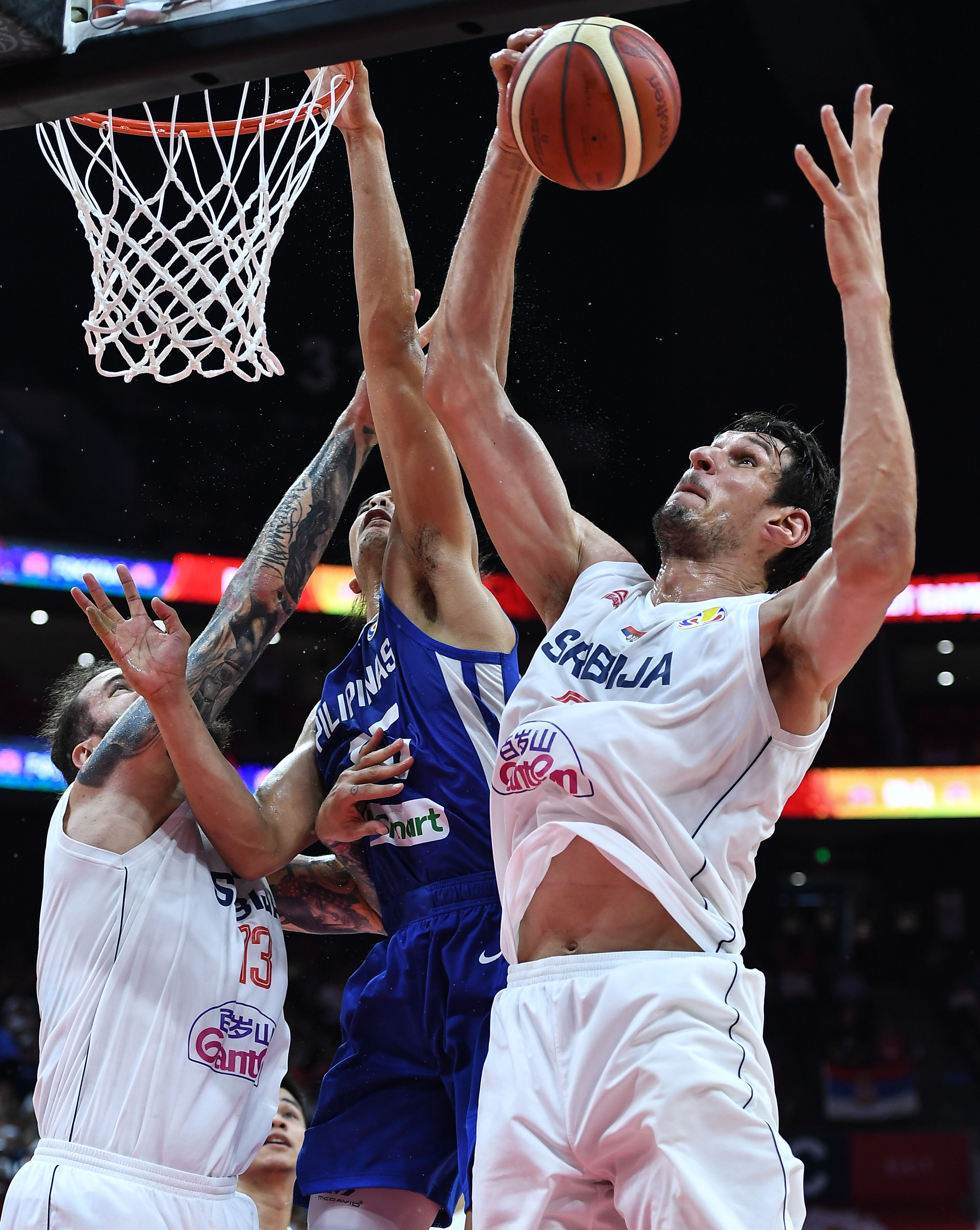 J9-关于Ning迎来十二赛季高光表现，塞尔维亚队球迷沸腾！的信息